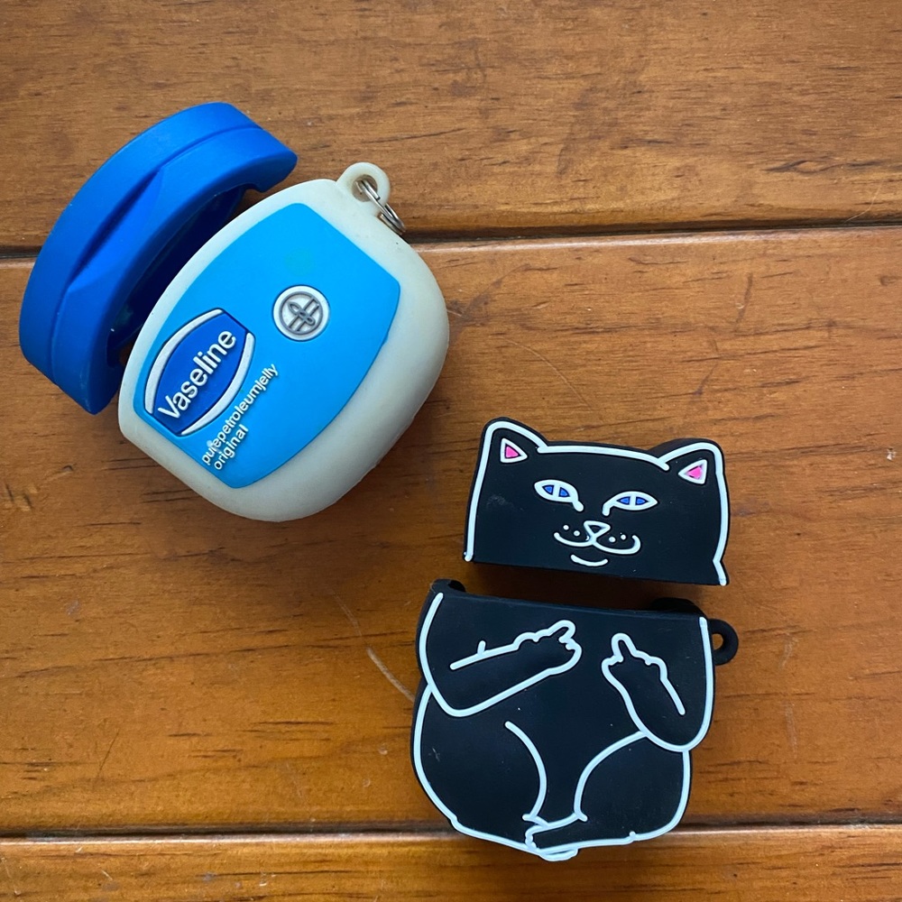 Apple AirPod cases 1st gen
